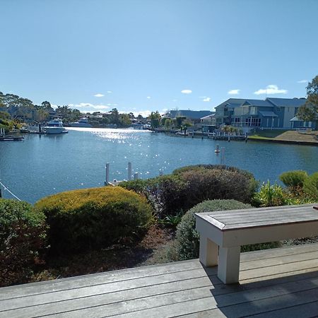 The View - Captains Cove Waterfront Resort Paynesville Exterior photo