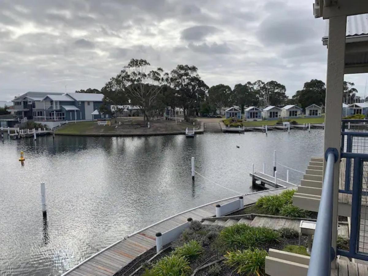 The View - Captains Cove Waterfront Resort Paynesville Exterior photo