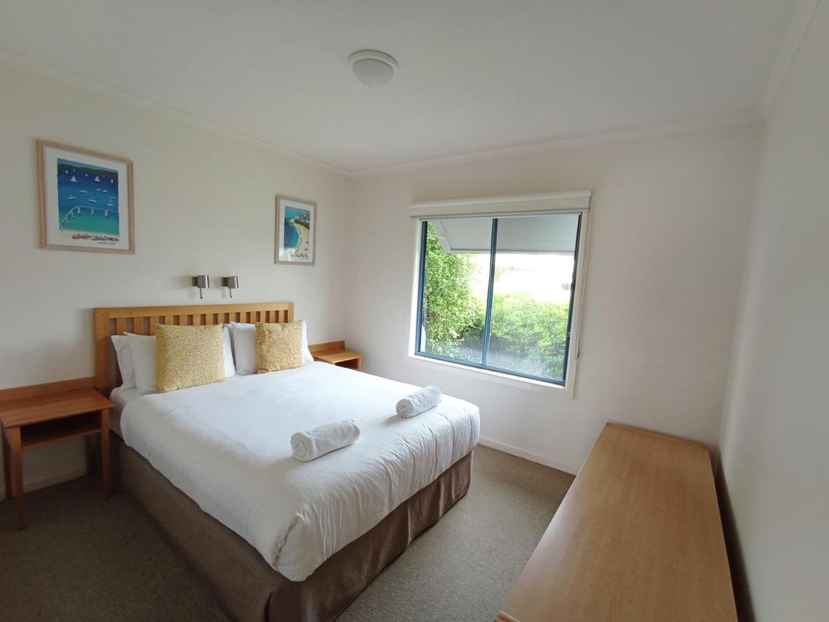 The View - Captains Cove Waterfront Resort Paynesville Exterior photo