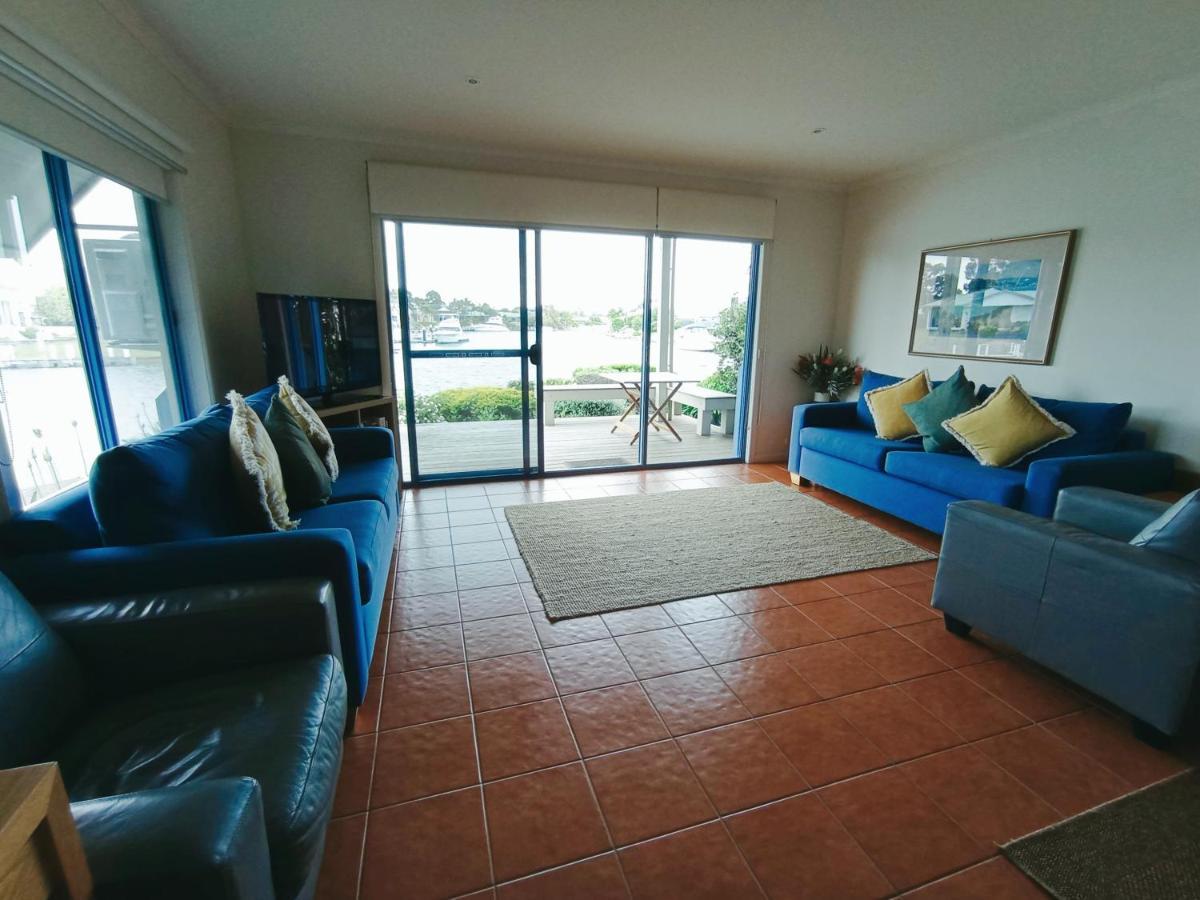 The View - Captains Cove Waterfront Resort Paynesville Exterior photo