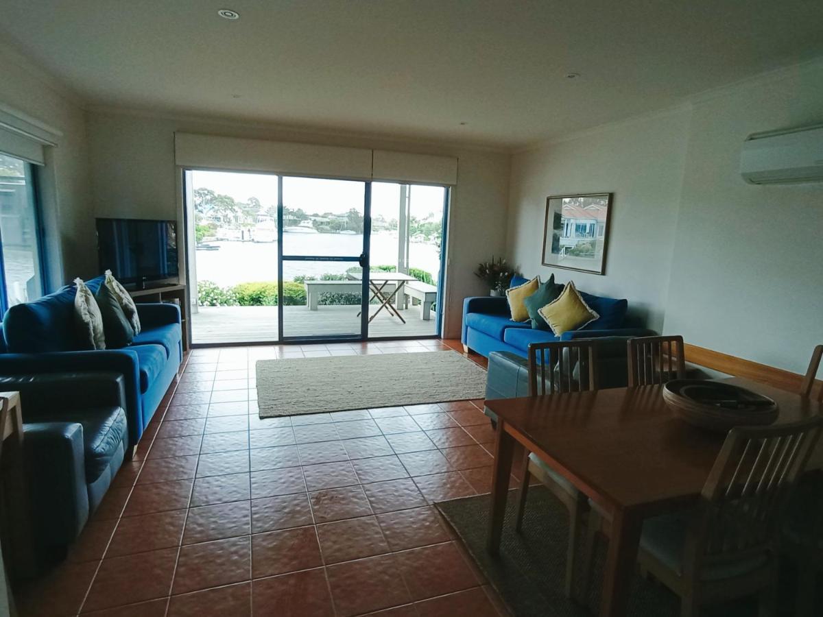 The View - Captains Cove Waterfront Resort Paynesville Exterior photo